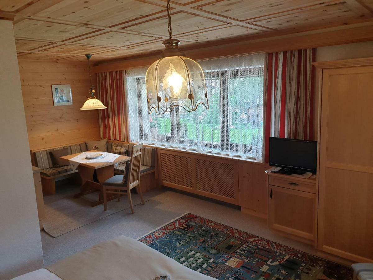 S'Hoamatl Hotel Höfen Eksteriør billede